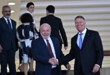 Gușă: Misiune imposibilă. Iohannis, protestantul teuton, trimis să-i seducă pe latino-americanii catolici! România și aflatul în treabă.