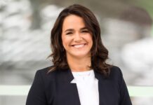 Novak Katalin, președinta Ungariei revine în România. Simbolurile naționale sunt date jos, iar cele străine se ridică în locul lor!