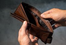 Marea problemă a României este că produce valoare adăugată extrem de mică. Un tânăr român din 5 este grav defavorizat din punct de vedere material și social!