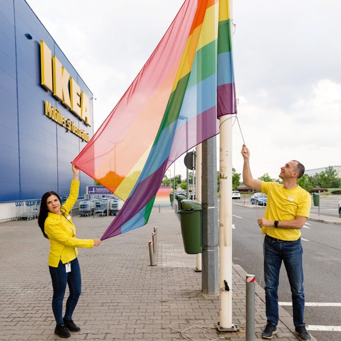 IKEA România adoptă o nouă strategie de marketing bazată pe incluziune și toleranță, dar nu face decât să dezbine și mai mult societatea