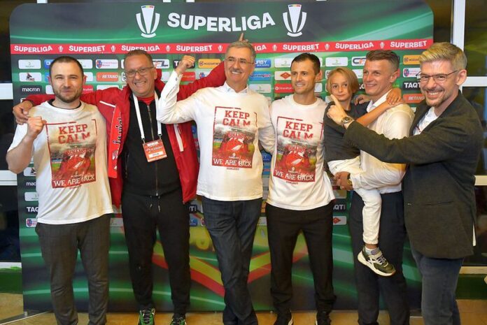 Dinamo, de la un pas de faliment, la promovarea în Superliga