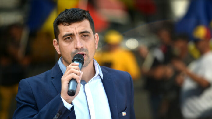 George Simion dă dovadă de solidaritate: i-a luat apărarea Dianei Șoșoacă în scandalul din Parlament! Cum va acționa AUR pentru a șterge eticheta de extremism aplicată partidului?