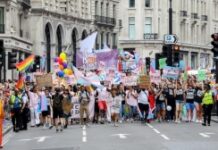In Marea Britanie, 7% din întreaga populație și-a schimbat deja identitatea sexuală