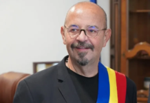 Angajații lui Piedone – vacanțe de lux și „formare profesională” pe bani publici