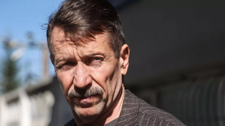 “Bătaia celor trei dive în ciocolată “MARȘ”!”