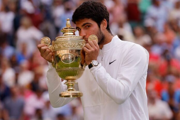 Ciupilă Carlos l-a ciupit pe Nole