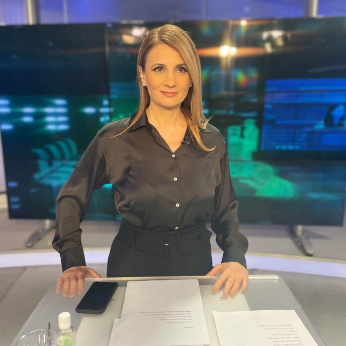 În scandalul femeii misterioase de la dezbaterea Ciolacu-A3, Anca Alexandrescu sugerează că Paul Stănescu e îndrăgostit. Din nou!