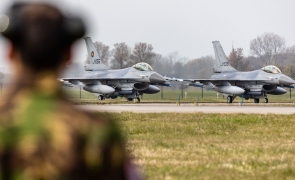 România s-a oferit să devină centru de pregătire F-16