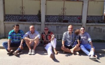 Comaroni: Gheboasă e primul „robot” dintr-o serie ce va fi creată pentru manipularea electorală a tâmpiților. El e din categoria RLM (Rroma Lives Matter), după modelul BLM.