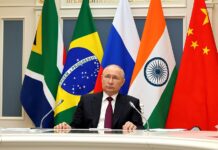 Discursul integral al lui Putin la BRICS în fața celorlalți 4 președinți