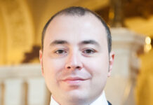 Se îneacă în ape tulburi