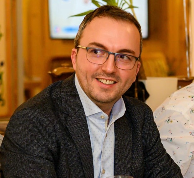 Vine pacea în Ucraina!Sau cum Zelensky-eroul va fi târnosit în Zelensky-renegatul