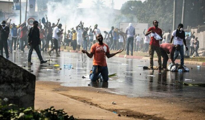 LOVITURĂ DE STAT ÎN GABON / Militarii l-au dat jos de la putere pe pro-occidentalul președinte Odimba