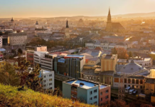 „Pute a gunoi, a canal” în tot orașul Cluj, reclamă locuitorii pe aplicația primăriei. Cum le-a răspuns primarul Boc