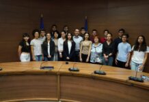 Primarul Robert Negoiță a premiat elevii de top din Sectorul 3