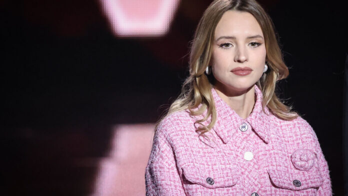 Adio personalitate muzicală și compoziție: Inteligenta Artificială a generat vocea unei cântărețe identic. Reactia Angèlei: “Mi-e teamă pentru slujba mea” VIDEO