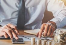 Petrișor Peiu – Pentru 400 de firme cu cifră de afaceri de peste 100 de milioane de euro, guvernul îngroapă 500.000 de microîntreprinderi! Asta înseamnă un atac țintit asupra capitalismului românesc!