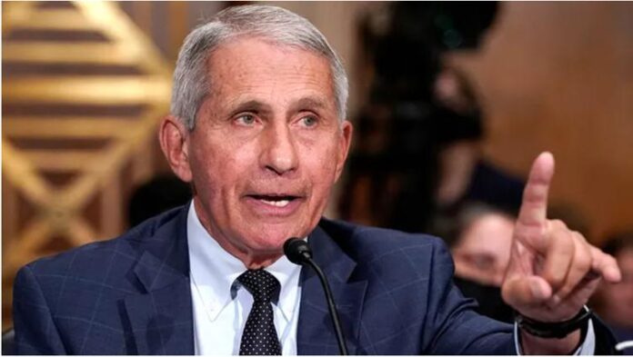 CIA le-a oferit bani analiștilor pentru schimba viziunea asupra originilor COVID, spune în fața Congresului un informator al agenției