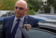 Raed Arafat, probleme mari cu CV-ul! Suspect c-ar fi fost și informator al Securității.