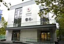 Sectorul 4 al Municipiului București este, de astăzi, Centru Universitar de Excelență. A fost deschis Amfiteatrul UMF „Carol Davila”, cea mai nouă facilitate educațională de profil, destinată studenților Facultății de Stomatologie