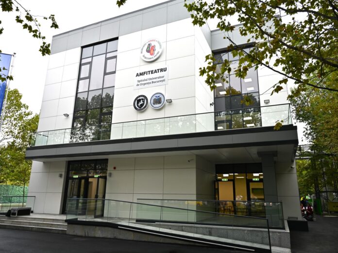 Sectorul 4 al Municipiului București este, de astăzi, Centru Universitar de Excelență. A fost deschis Amfiteatrul UMF „Carol Davila”, cea mai nouă facilitate educațională de profil, destinată studenților Facultății de Stomatologie