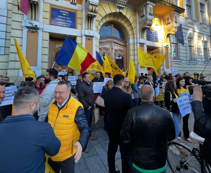 Peste 200 de clujeni s-au mobilizat pentru un protest masiv anti-Boc