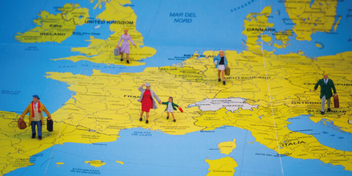 România primește undă verde pentru Schengen în plin război. Grecia avertizează cu privire la migranți