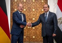 Președintele egiptean sugerează că civilii din Gaza ar trebui mutați în deșert în Israel