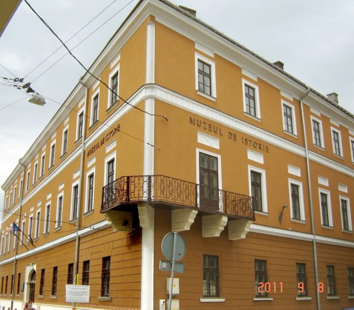 „Minunea” de la MNIT Cluj. A apărut un dublu funcționar public cu mâna în două buzunare ale statului