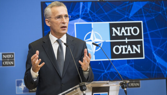 Financial Times: Asigurările NATO date Ucrainei sună dogit