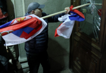 «Occidentul pune la cale un maidan în Serbia» Vučić i-a făcut pe rebeli „golani”
