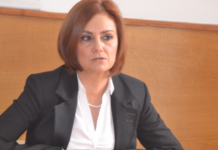 Judecătoarea Adriana Stoicescu: Bâlci în care performează femeia cu barbă şi înghiţitorul de flăcări