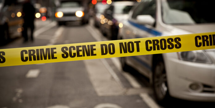 Crime ca în filmele de groază în ultimele 24 de ore. Bonus: Abuzurile oribile la care au fost supuși vârstnicii în mijlocul Bucureștiului