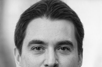 Dan Diaconu despre societăți în disoluție și ursul ce mănâncă găinile românilor