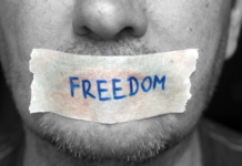 Atacul autoritatilor la libera exprimare se simte in toata Europa. Crizele sanitare si razboaiele sunt pretextele pentru controlul maselor