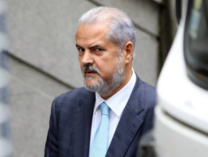 Familia Năstase vrea să defrișeze Poiana Brașov cu ajutorul lui Coliban, pentru a ridica un hotel de lux lânga Nuba Chalet