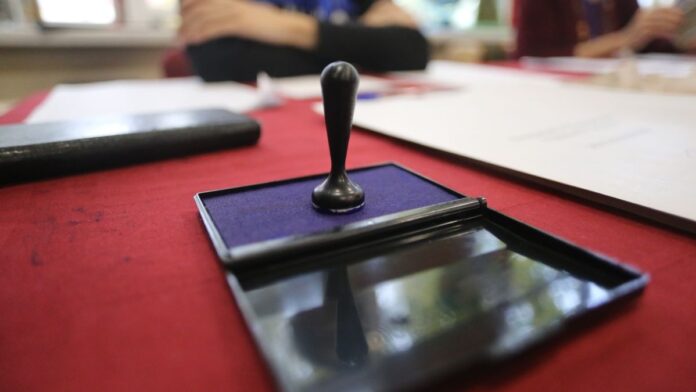 Gușă: Disperați de ascensiunea AUR și-n pierdere mare de viteză electorală, pesediștii și liberalii forțează comasarea europarlamentarelor cu localele