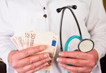 Consultații în urgență pe bani – noua aberație