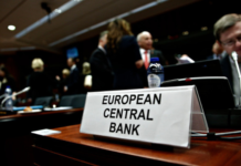 Băncile monitorizează oamenii pe social media. Scade numărul de mașini electrice din UE