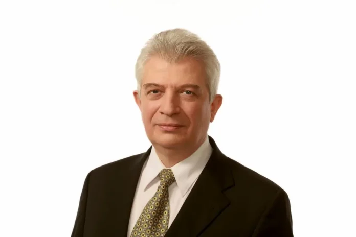 Ilieșiu îi cere lui Ciolacu să se “lepede” de Ion Iliescu