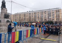 Unirea politicienilor la paranghelii electorale, departe de români