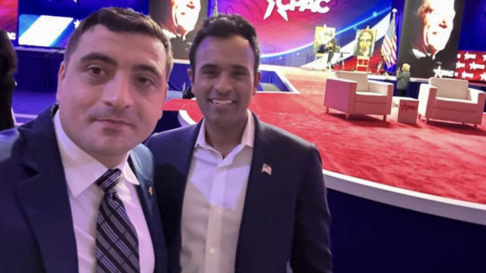 Simion face treabă bună în SUA!