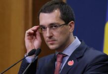 Răscoală USRistă împotriva lui Vlăduț!