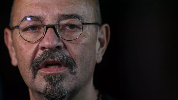 “Caracatița Piedone”. Edilul din Sectorul 5 și-a angajat toată familia, prieteni și foști colaborători în primărie