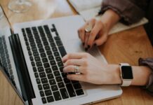 Altă aberație de Ziua Femeii – modificarea Constituției