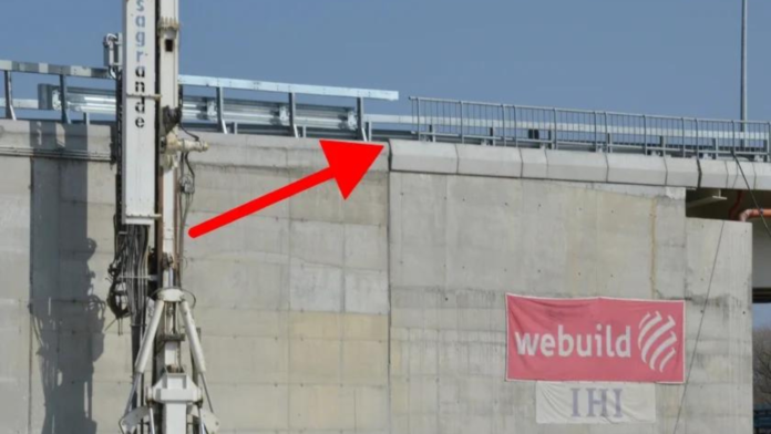 Probleme grave descoperite la Podul de la Brăila