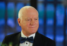 Despre viața și activitatea lui Valeriu Stoica, protagonistul ultimului scandal din județul lui Flutur. “La vremuri noi, tot noi!”