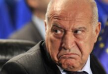 Ceaușescu îi face praf pe oamenii lui Dan Voiculescu. Urmăriți reacțiile lui Negoiță și Piedone Jr.!
