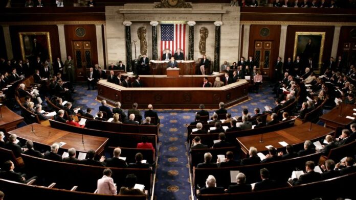 Lobby-ul industriei de armament a învins / Camera Reprezentanților dă undă verde banilor pentru Ucraina