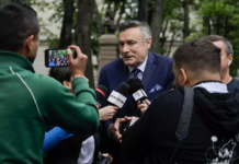 Presa străină laudă CURAJUL jurnaliștilor din Clubul de Presă în demascarea caracatiței generalilor Coldea și Dumbravă!